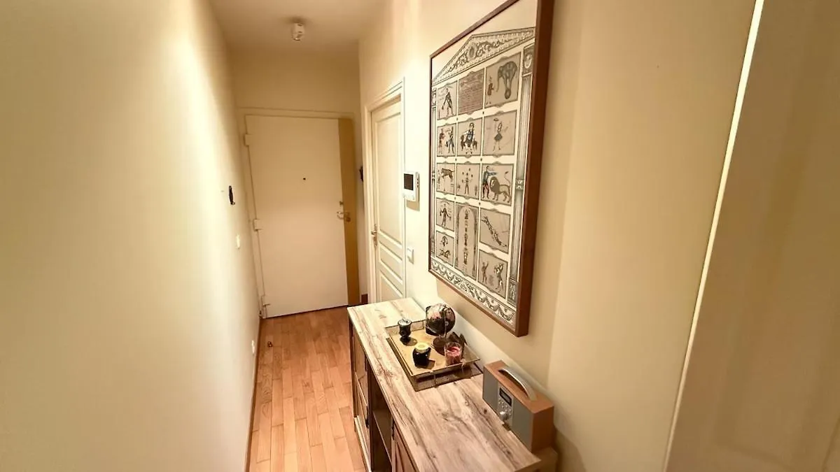 Les Balcons De Victor Hugo Apartment Paris 0*,